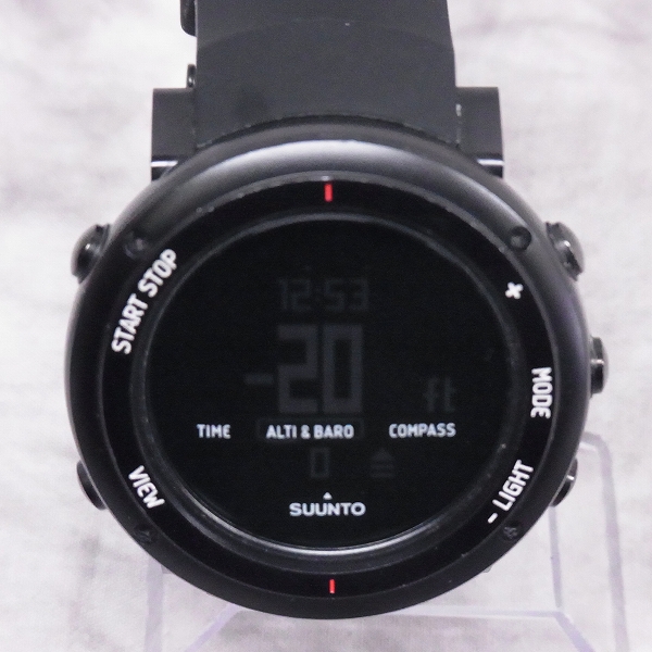 実際に弊社で買取させて頂いたSUUNTO/スント CORE/コア ULTIMATE BLACK 腕時計/SS018734000