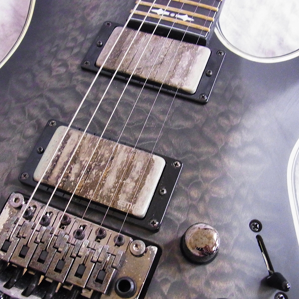 実際に弊社で買取させて頂いた★SCHECTER/シェクター Hellraiser Extreme エレキギター ソフトケース付の画像 6枚目