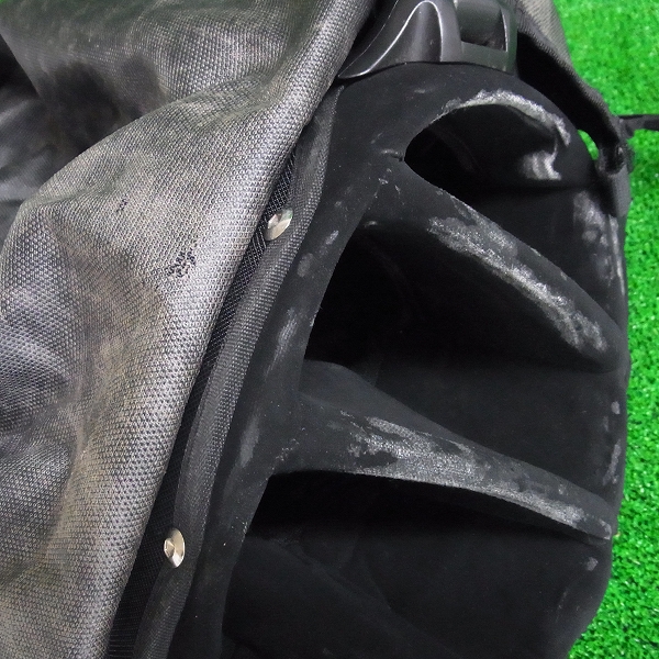 実際に弊社で買取させて頂いた中古 リンドバーグ J.LINDEBERG スタンド付キャディバッグ WTの画像 2枚目