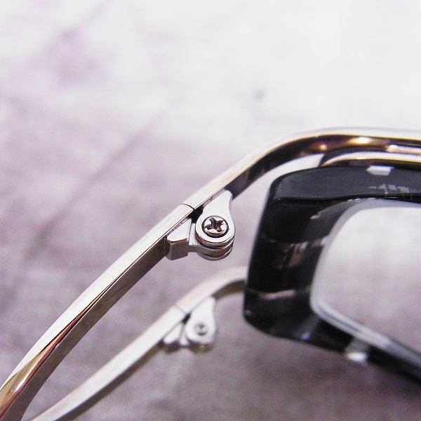 実際に弊社で買取させて頂いたLess than human/レスザンヒューマン メガネフレーム 1010の画像 3枚目