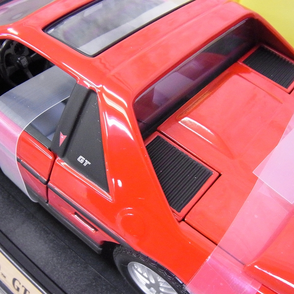 実際に弊社で買取させて頂いたYatMing/ヤトミン PONITIAC FIERO GT/ポンティアック・フィエロGT ミニカー 1/18の画像 3枚目