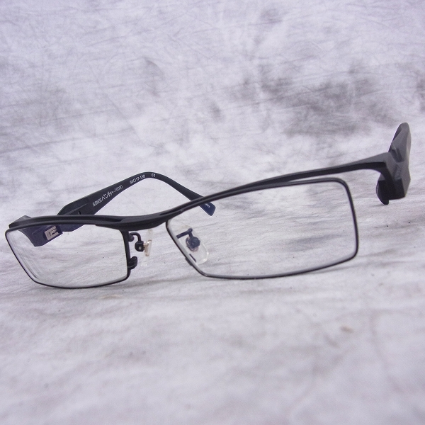 実際に弊社で買取させて頂いたLess than human/レスザンヒューマン Panchira/パンチラッ-10090 195m