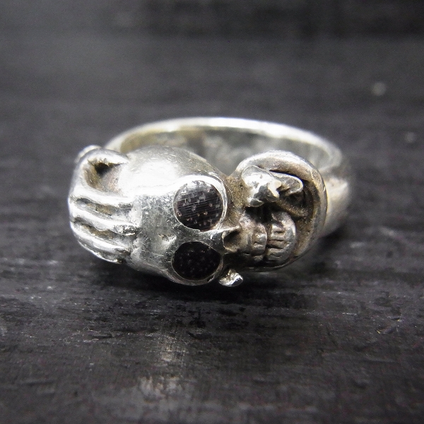 実際に弊社で買取させて頂いたSTANLEY GUESS/スタンリーゲス ハンドオーバーヘッドスカルリング 19号 SV925の画像 1枚目