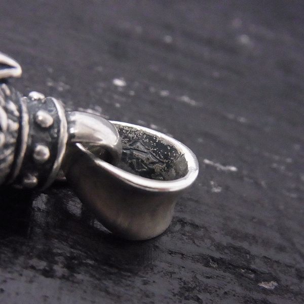 実際に弊社で買取させて頂いたTRAVIS WALKER/トラヴィスワーカー セイバートゥースペンダントの画像 2枚目