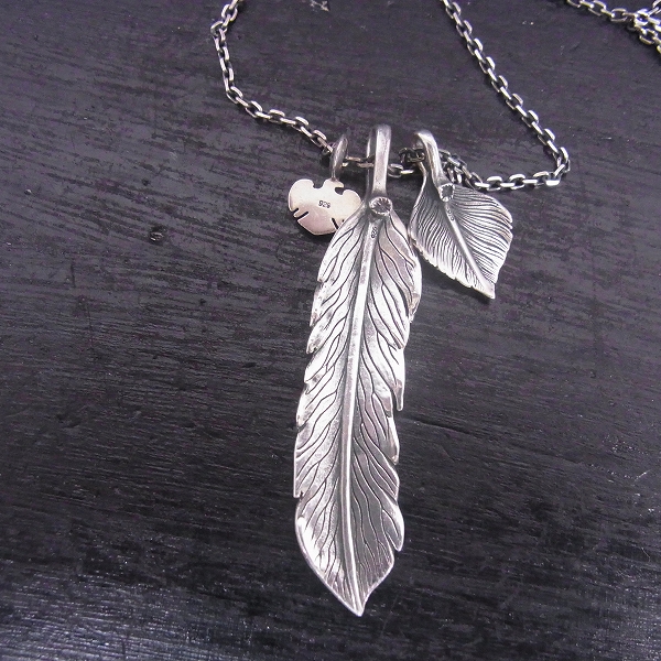 実際に弊社で買取させて頂いたEYEFUNNY/アイファニー フェザー/ハートフェザー ネックレスの画像 2枚目