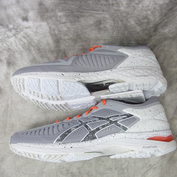 未使用】asics/アシックス MetaRun/メタラン ランニングシューズ T748N