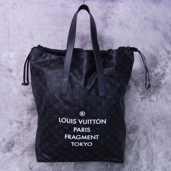 実際に弊社で買取させて頂いたLouis Vuitton×fragment design 2017 TOTE BAG モノグラム ECLIPSEトート/M4317