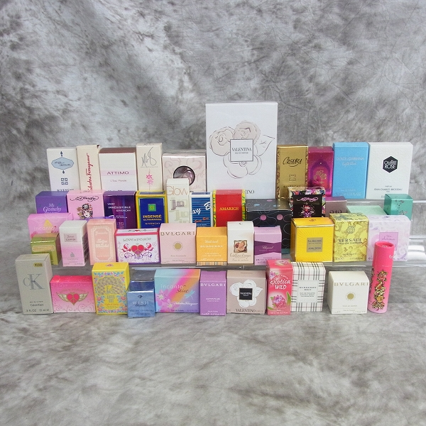 実際に弊社で買取させて頂いたヴァレンティノ/ブルガリ/ジバンシィ/フェラガモ等 ミニボトル 香水 40点↑セット