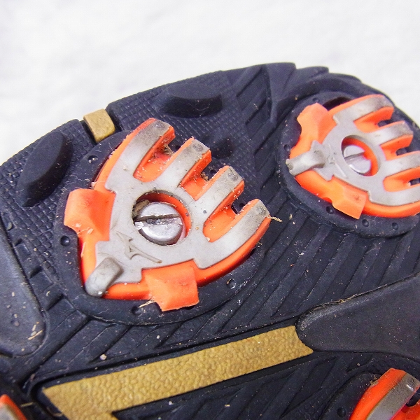 実際に弊社で買取させて頂いたMizuno/ミズノ ゴルフシューズ IGスパイク ドライスタイル003 45KM00309/26の画像 6枚目