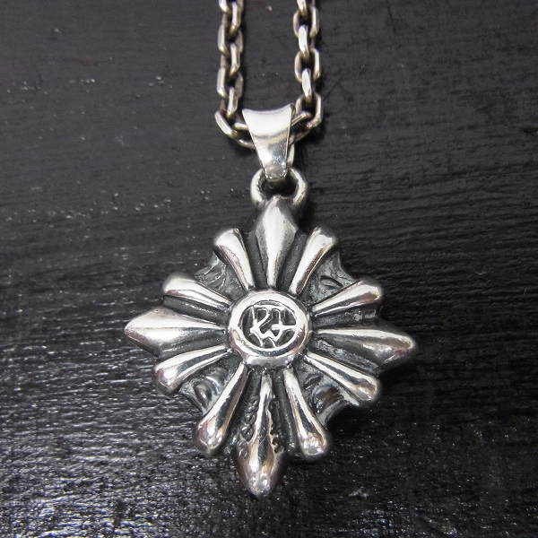 実際に弊社で買取させて頂いたTRAVIS WALKER/トラヴィスワーカー クロスチャーム ネックレスの画像 2枚目