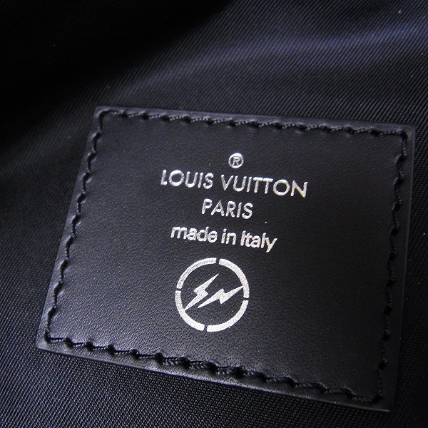 実際に弊社で買取させて頂いたLouis Vuitton×fragment design 2017 TOTE BAG モノグラム ECLIPSEトート/M4317の画像 5枚目