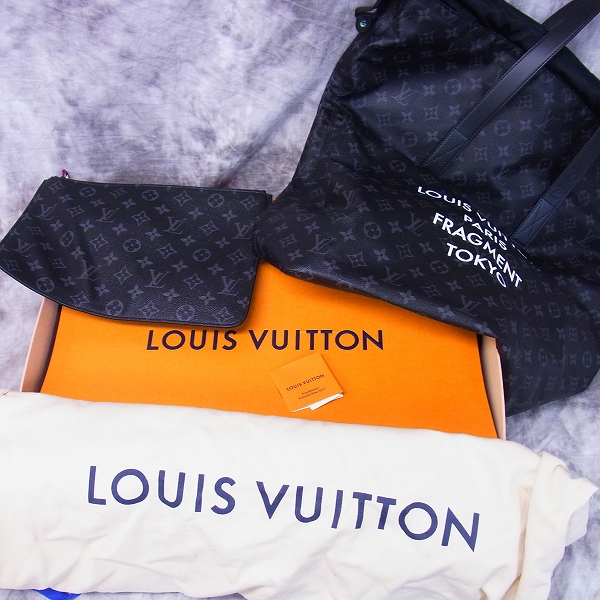 実際に弊社で買取させて頂いたLouis Vuitton×fragment design 2017 TOTE BAG モノグラム ECLIPSEトート/M4317の画像 8枚目