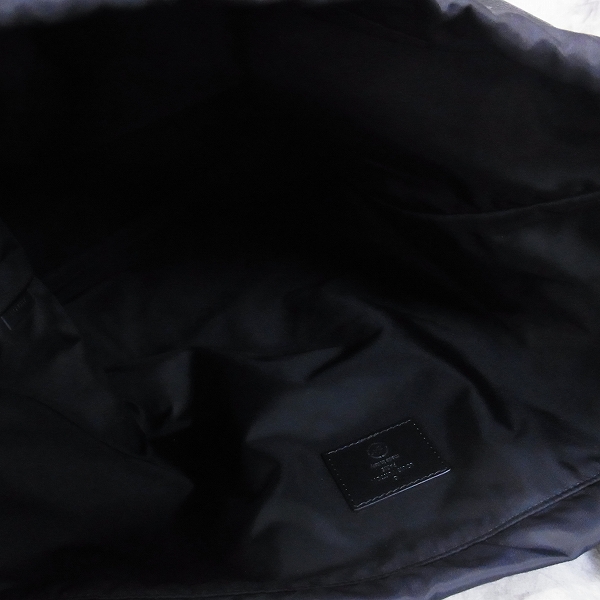 実際に弊社で買取させて頂いたLouis Vuitton×fragment design 2017 TOTE BAG モノグラム ECLIPSEトート/M4317の画像 4枚目