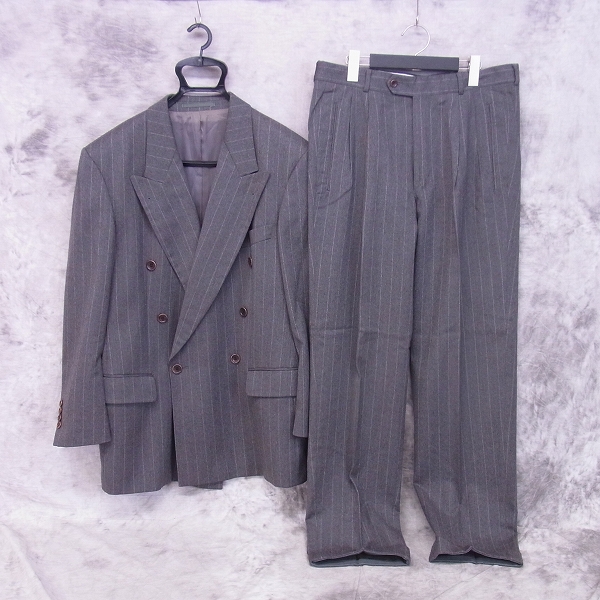 実際に弊社で買取させて頂いたHUGO BOSS/ヒューゴボス ストライプ セットアップスーツ 