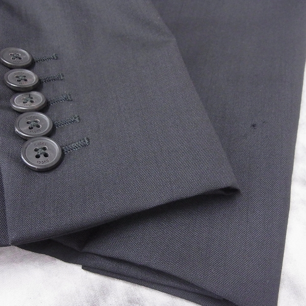 実際に弊社で買取させて頂いたGUCCI/グッチ イタリア製 ジャケット 黒/44の画像 7枚目