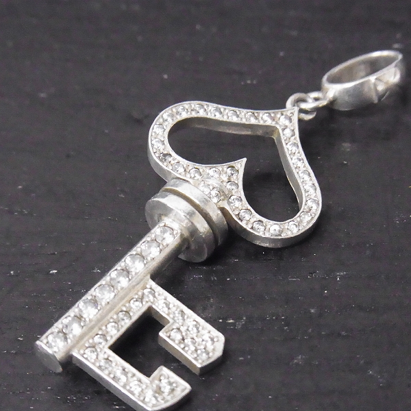 実際に弊社で買取させて頂いたLoree Rodkin/ローリーロドキン スペードキーペンダント