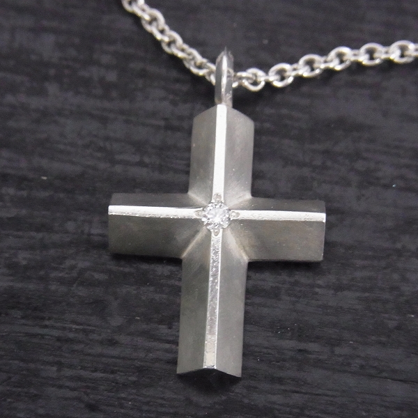 実際に弊社で買取させて頂いたEYEFUNNY/アイファニー クロスペンダントw1ダイヤの画像 1枚目