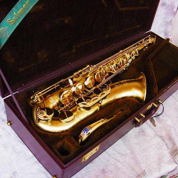 実際に弊社で買取させて頂いた★H.SELMER/セルマー テナーサックス SA80-Ⅱ サテン 彫刻有 ハードケース付