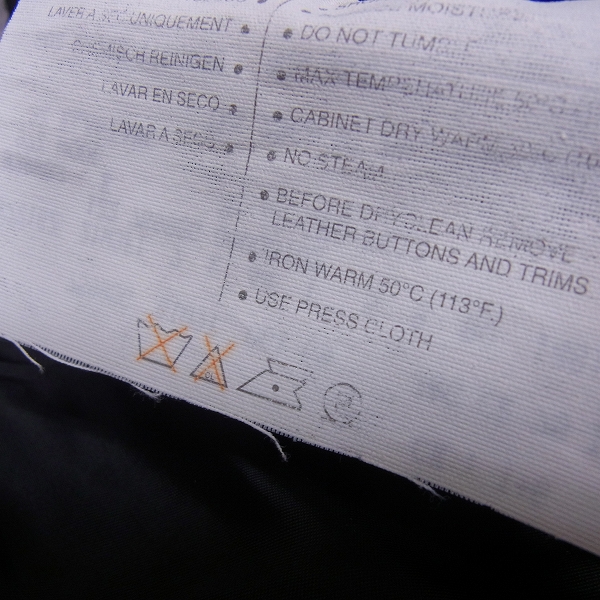 実際に弊社で買取させて頂いたGUCCI/グッチ イタリア製 ジャケット 黒/44の画像 4枚目