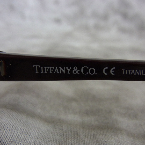 実際に弊社で買取させて頂いたTiffany&Co./ティファニー HUGO BOSS/ヒューゴボス メガネフレーム TF1021T/HB11200 2点セットの画像 2枚目