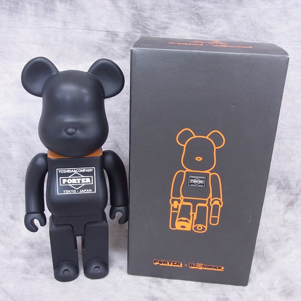 実際に弊社で買取させて頂いたMEDICOM TOY/メディコムトイ×PORTER/ポーター コラボ BE@RBRICK/ベアブリック 400%