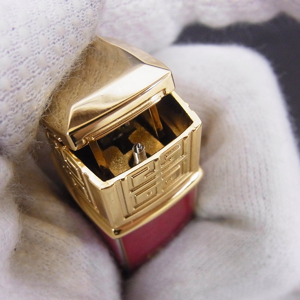 実際に弊社で買取させて頂いたGIVENCHY/ジバンシー G16-1601 サテン 電子式ガスライターの画像 3枚目