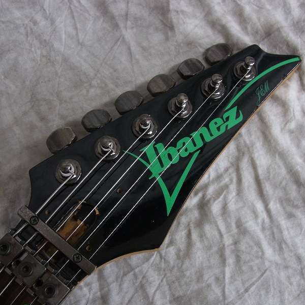 実際に弊社で買取させて頂いた★Ibanez/アイバニーズ Jem 77 GMC グリーンマルチ Steve Vai スティーブ・ヴァイ エレキギターの画像 1枚目