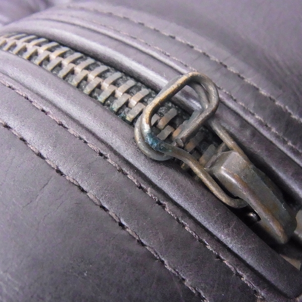 実際に弊社で買取させて頂いたARMANI JEANS/アルマーニジーンズ ダブル レザー ライダースジャケット 36の画像 5枚目