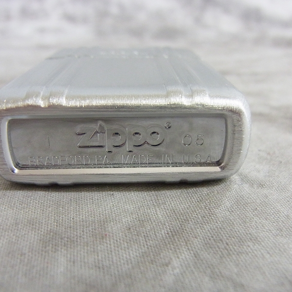 実際に弊社で買取させて頂いたZIPPO/ジッポー ZERO HALLIBURTON/ゼロハリバートンⅡ-AL/コラボライター 2005年製の画像 3枚目