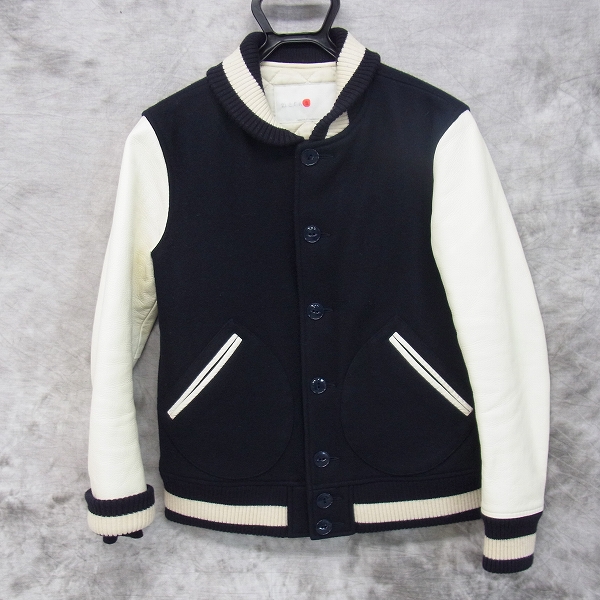 実際に弊社で買取させて頂いたMARKAWARE/マーカウェア 日本製 革袖 レザー切替スタジャン 白黒/2