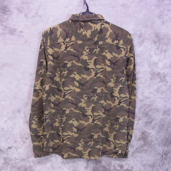 実際に弊社で買取させて頂いたSHIPS/シップス JET BLUE カモ柄 襟ワイヤー長袖シャツ Lの画像 1枚目