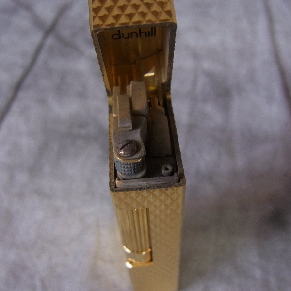 実際に弊社で買取させて頂いたdunhill/ダンヒル YG/ゴールドカラー ガスライター/YG 39509の画像 5枚目