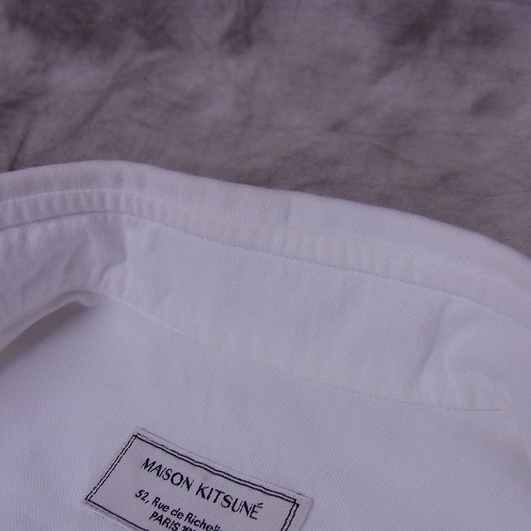 実際に弊社で買取させて頂いたMAISON KITSUNE/メゾンキツネ ボタンダウン オックスフォードシャツ/38の画像 4枚目