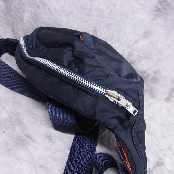 実際に弊社で買取させて頂いたHEAD PORTER/ヘッドポーター TANKER ORIGINAL/タンカーオリジナル OVAL WAIST BAG/オーバルウエストバッグ 622-0027の画像 3枚目