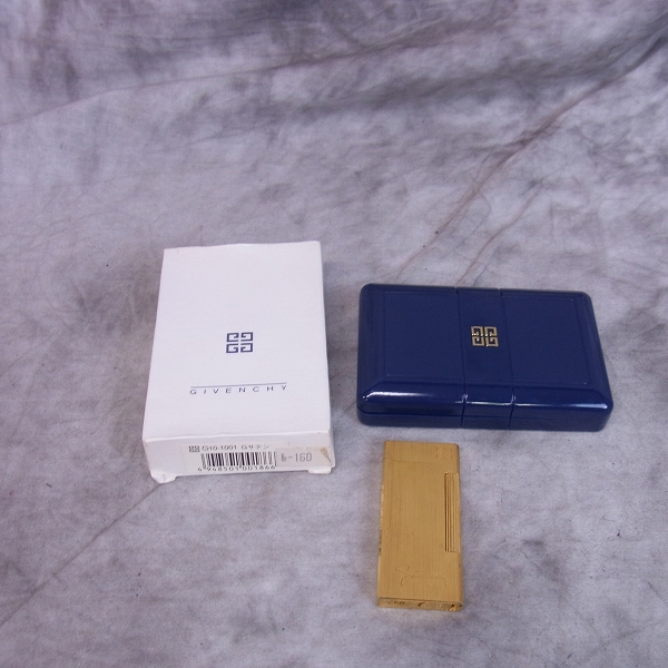 実際に弊社で買取させて頂いたGIVENCHY/ジバンシー ブラッシュ加工 ガスライター ゴールドの画像 4枚目