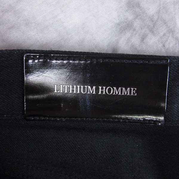 実際に弊社で買取させて頂いたLITHIUM HOMME/リチウムオム ストレッチ ブラックデニムパンツ 30の画像 4枚目