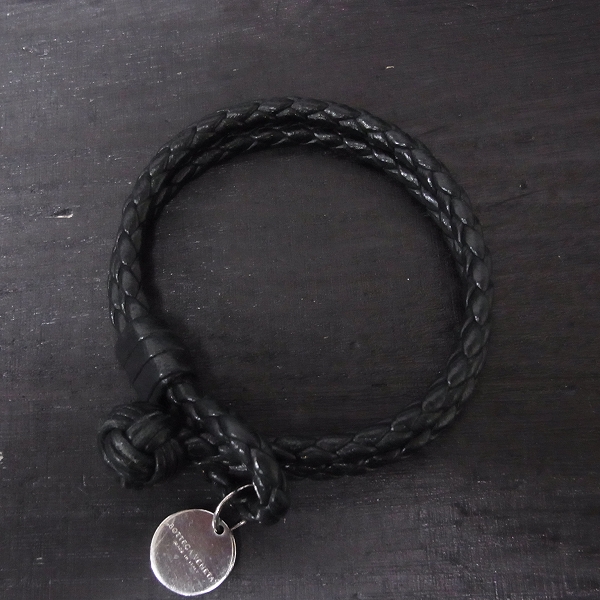 実際に弊社で買取させて頂いたBOTTEGA VENETA/ボッテガヴェネタ レザー ブレスレット シルバーチャームドロップの画像 3枚目