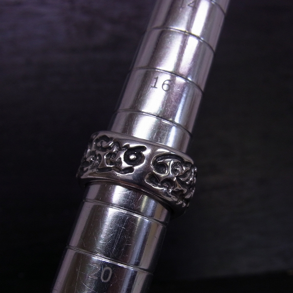 実際に弊社で買取させて頂いた【Ltd証明書】TRAVIS WALKER/トラヴィスワーカー ダブルクロス トライバルクロスリング #19/18号の画像 6枚目