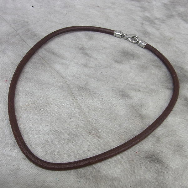 実際に弊社で買取させて頂いたBVLGARI/ブルガリ レザーチョーカー シルバーメタル レザーコード 50cm