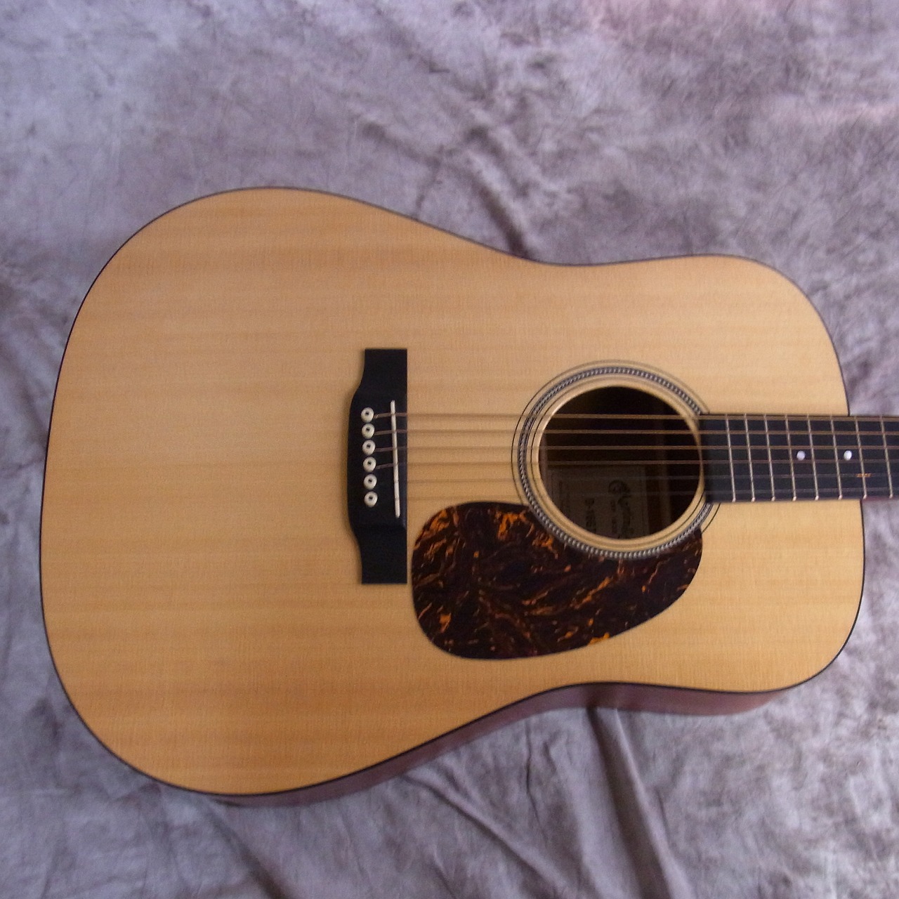 実際に弊社で買取させて頂いたMARTIN/マーティン D-16GT アコースティックギター/ハードケース付きの画像 4枚目