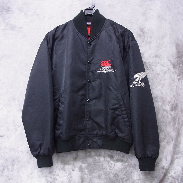 実際に弊社で買取させて頂いたCANTERBURY/カンタベリー ALL BLACKS ラグビー ニュージーランド代表 ボンバージャケット/XL