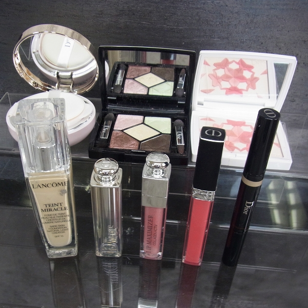 実際に弊社で買取させて頂いたChristian Dior/ディオールほか フェイスパウダー/アイシャドウ/ファンデ/口紅等 8点セット