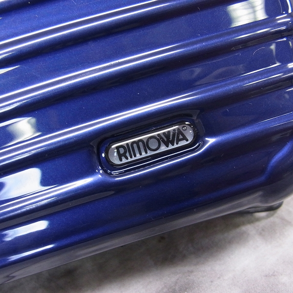 実際に弊社で買取させて頂いたANA ファーストクラス アメニティ RIMOWA/リモワ トラベルキット ポーチ　ネイビーの画像 5枚目