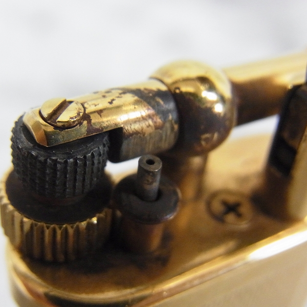 実際に弊社で買取させて頂いたdunhill/ダンヒル UNIQUE/ユニーク ガスライター ゴールドの画像 4枚目