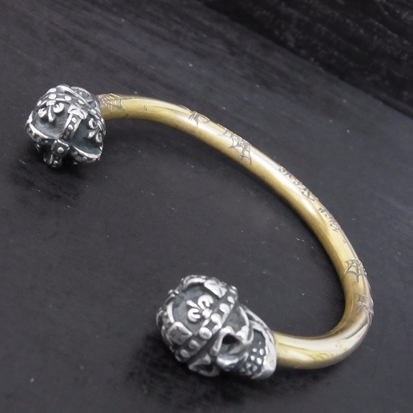 実際に弊社で買取させて頂いたTRAVIS WALKER/トラヴィスワーカー 2キングスカル シルバー/真鍮 コンビバングル