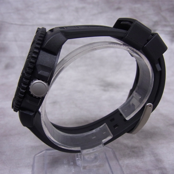 実際に弊社で買取させて頂いたA BATHING APE×STUSSY×LUMINOX 11SS 30周年記念 スカル×猿迷彩 腕時計【動作未確認】 の画像 2枚目