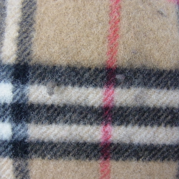 実際に弊社で買取させて頂いたBURBERRY LONDON/バーバリーロンドン ラムウール チェック柄 マフラーの画像 3枚目