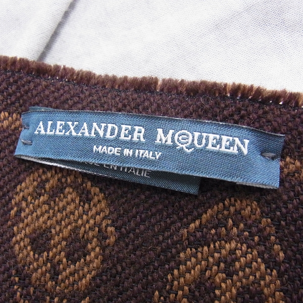 実際に弊社で買取させて頂いたALEXANDER MCQUEEN/アレキサンダーマックイーン スカルマフラーの画像 4枚目