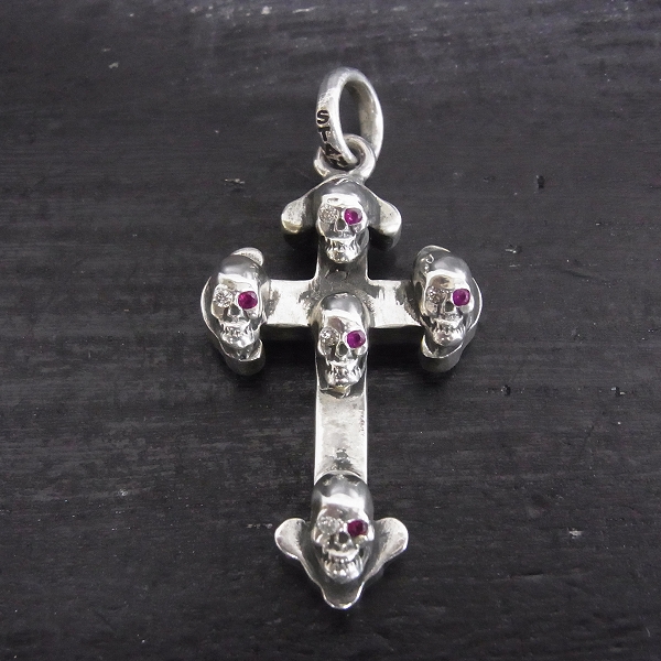 実際に弊社で買取させて頂いたSTANLEY GUESS/スタンリーゲス ガンズクロス ペンダント ストーンアイズの画像 1枚目