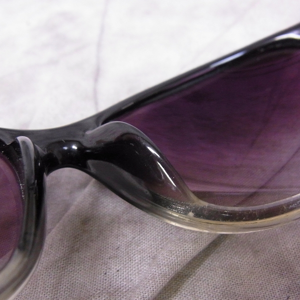 実際に弊社で買取させて頂いたBLACK FLYS/ブラックフライ Flygirls ROYAL FLYNESS サングラスの画像 2枚目